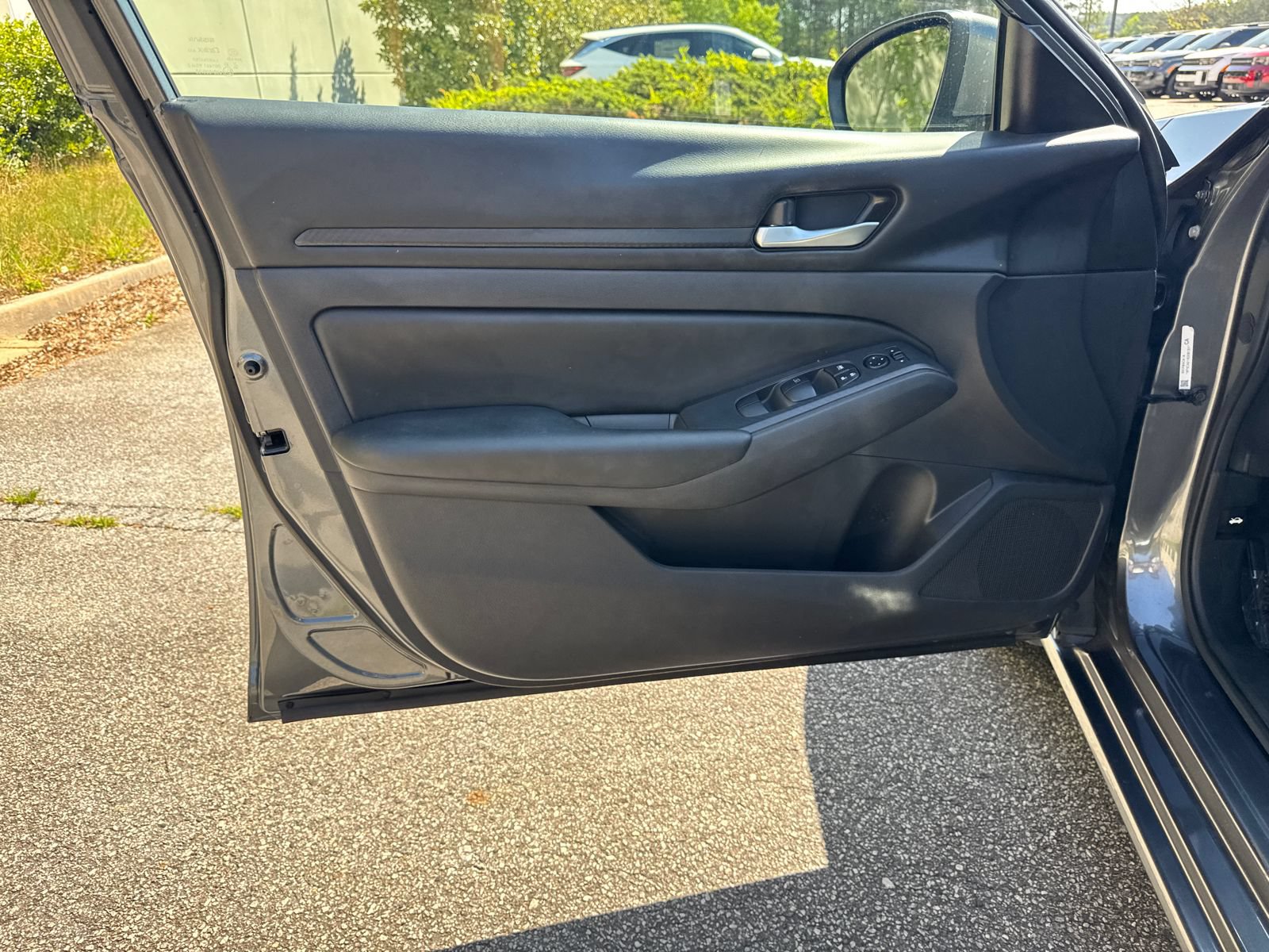 Used 2022 Nissan Altima 2.5 S FWD image 10