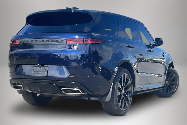 Used 2023 Land Rover Range Rover Sport SE Dynamic image 5