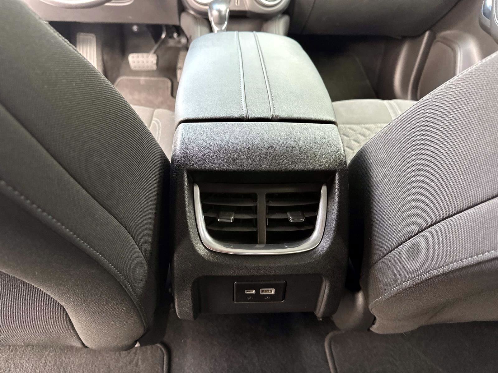 Used 2020 Chevrolet Blazer LT image 18