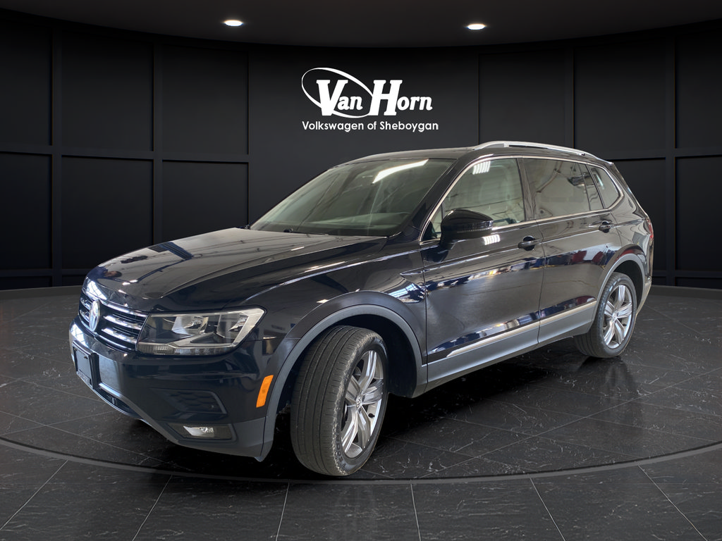 Used 2020 Volkswagen Tiguan SEL AWD/4WD image 3