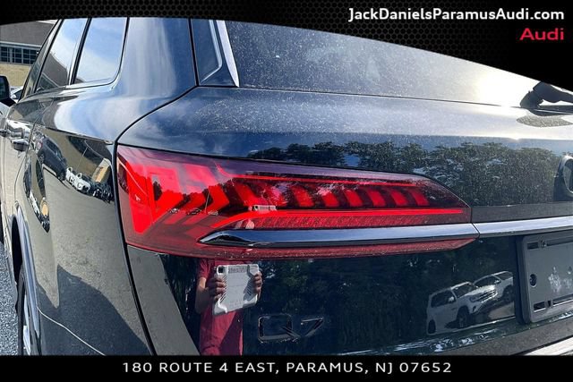 Used 2023 Audi Q7 2.0T Premium Plus w/ Premium Plus Package AWD/4WD image 22