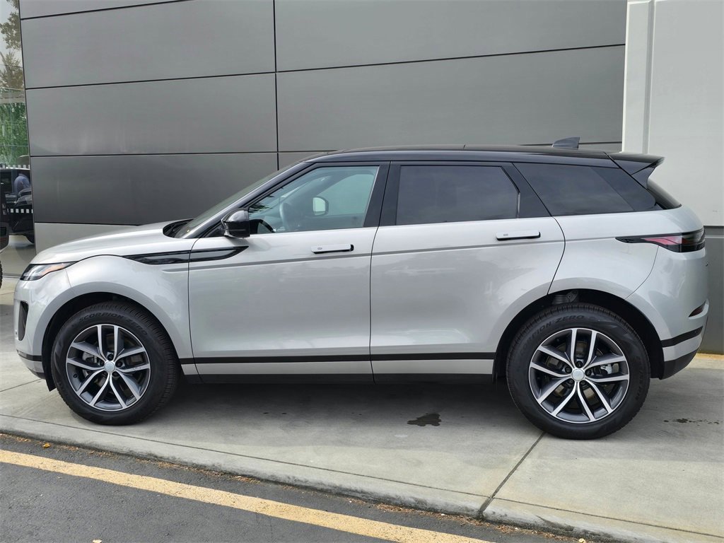 Used 2024 Land Rover Range Rover Evoque S image 4