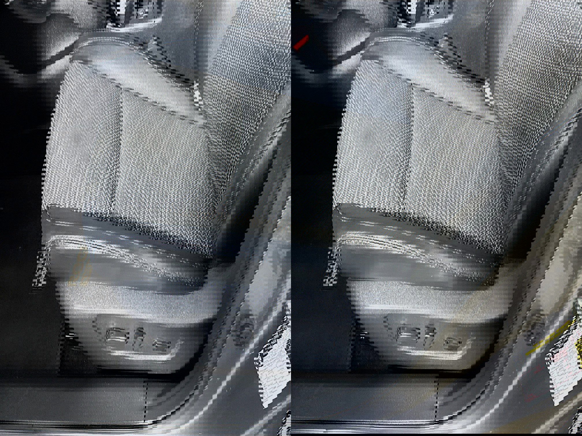 Used 2022 Nissan Rogue Sport SV w/ Technology Package image 20