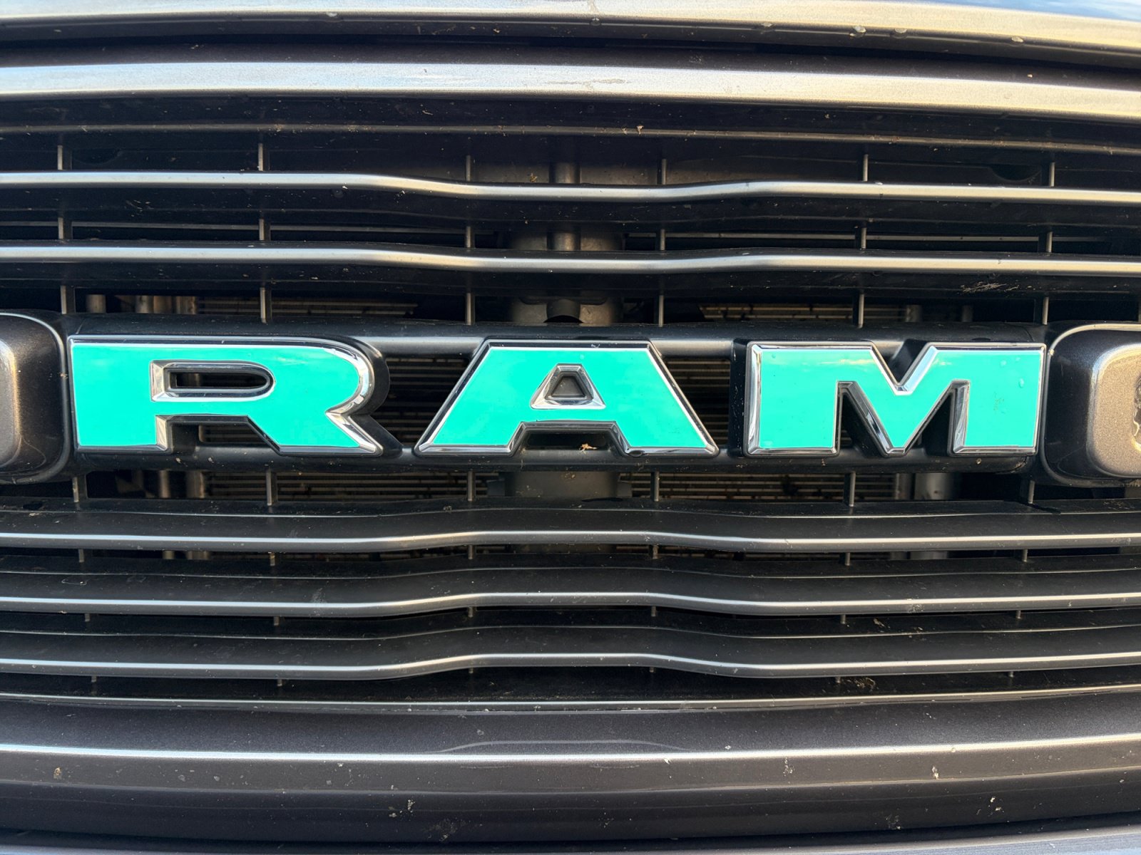 Used 2023 RAM 1500 Laramie AWD/4WD image 23