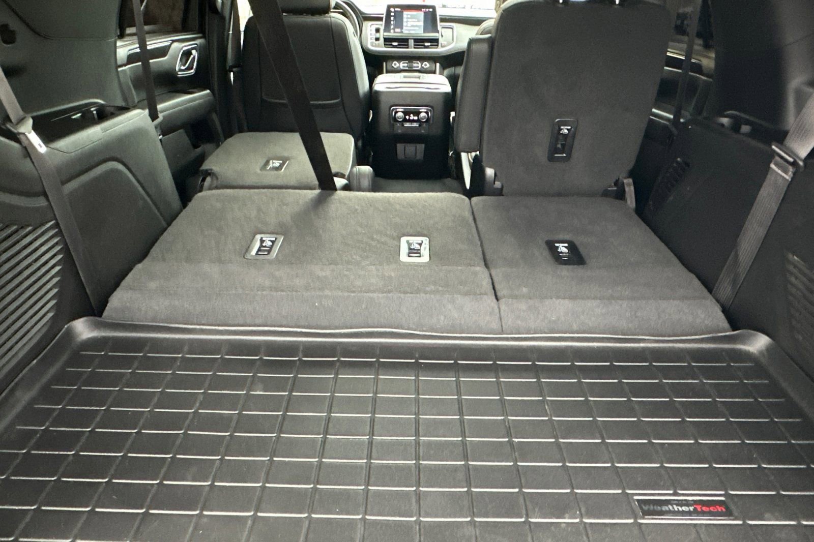 Used 2023 GMC Yukon AT4 image 17