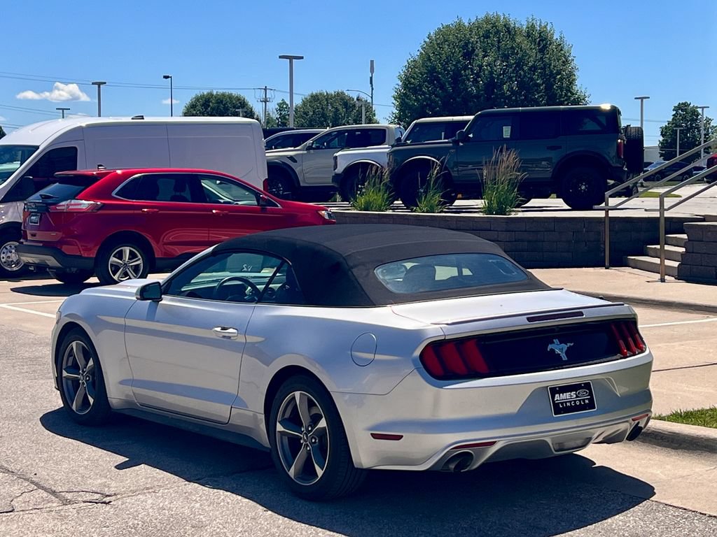 Used 2015 Ford Mustang Convertible w/ Equipment Group 051A RWD image 4