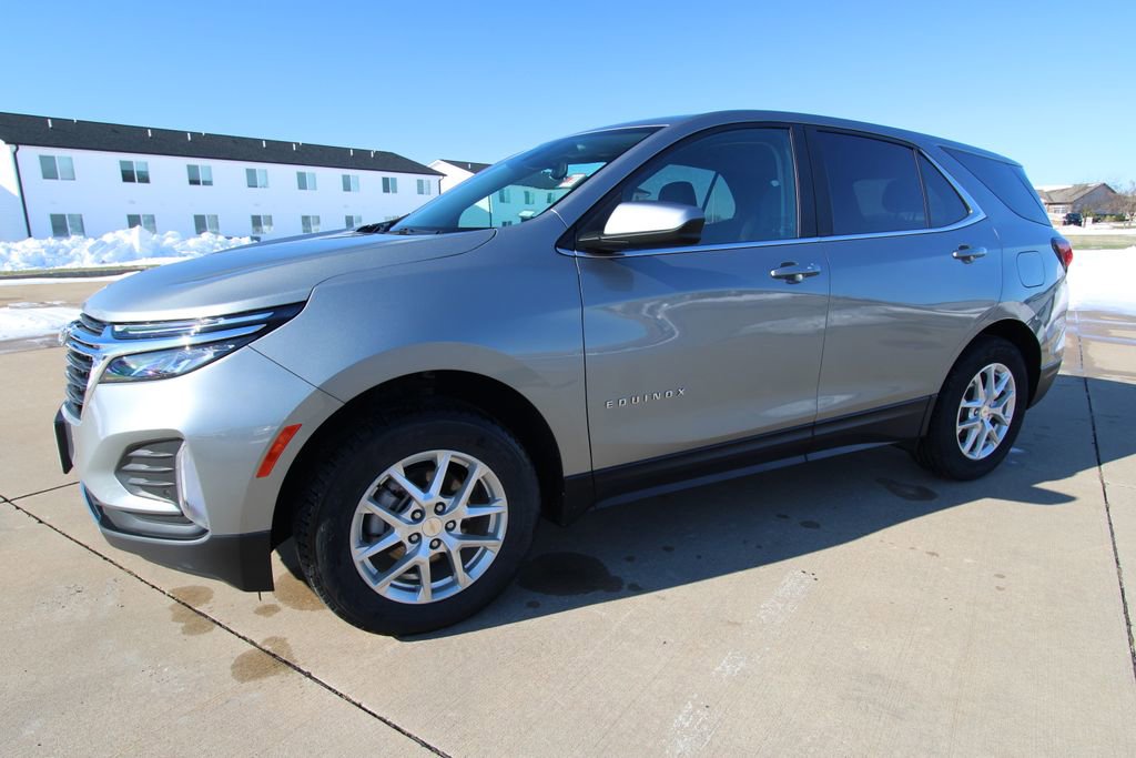 Used 2024 Chevrolet Equinox LT image 16