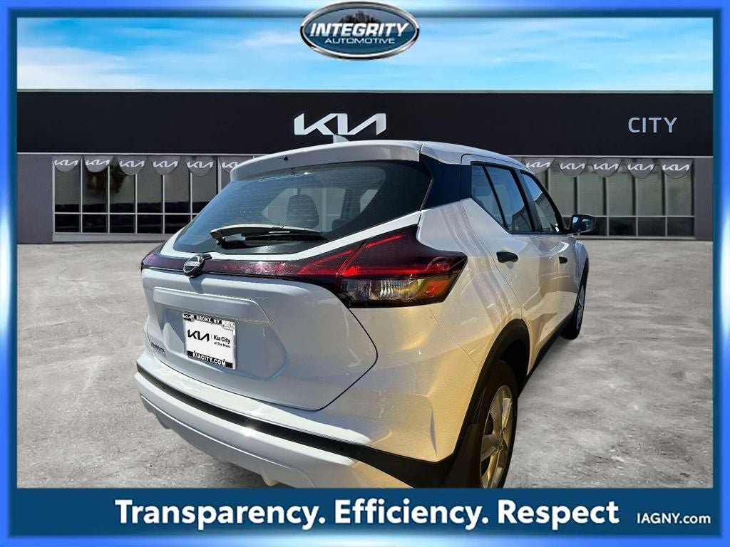 Used 2024 Nissan Kicks S FWD image 2