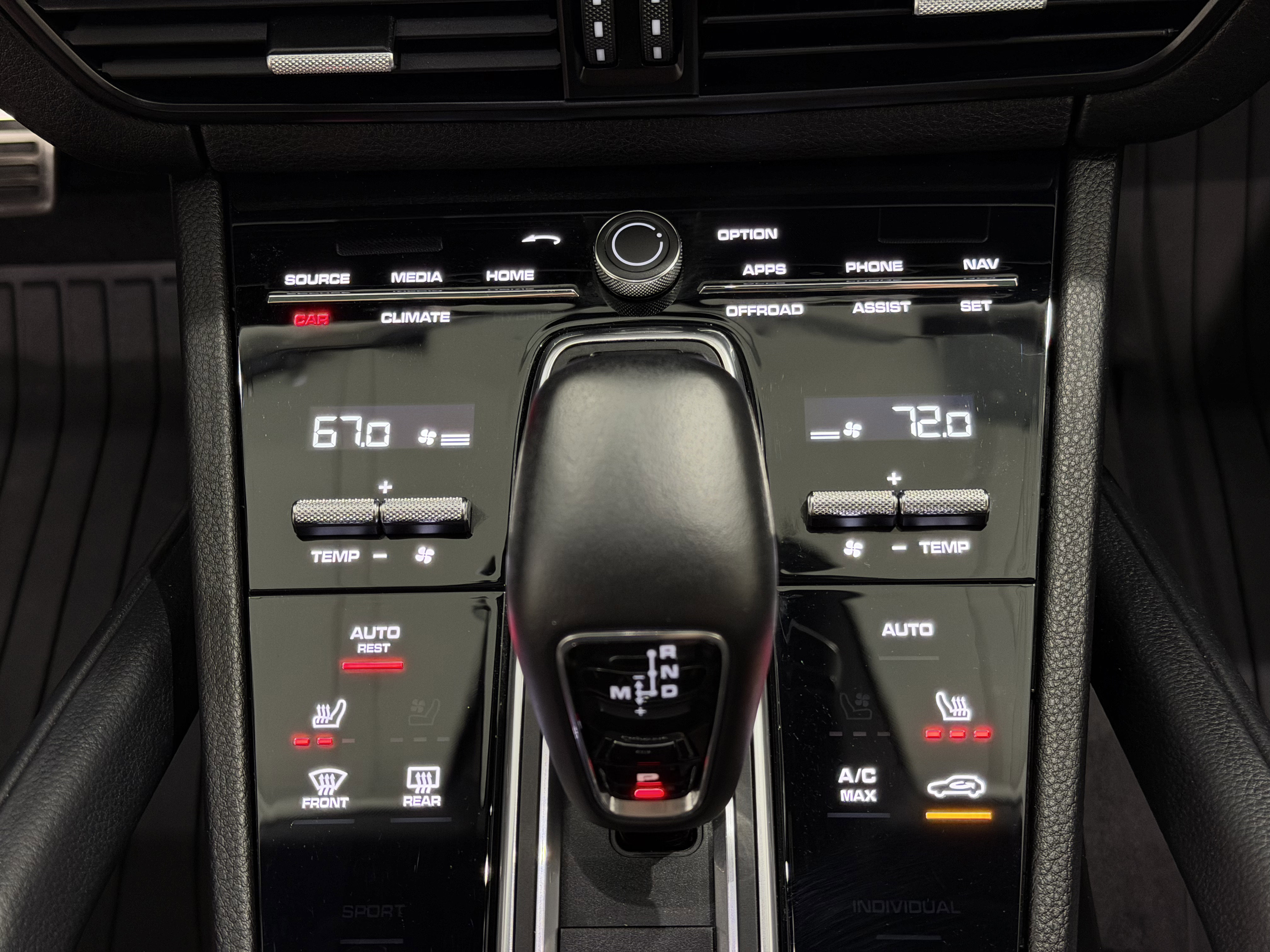 Certified 2022 Porsche Cayenne S image 41