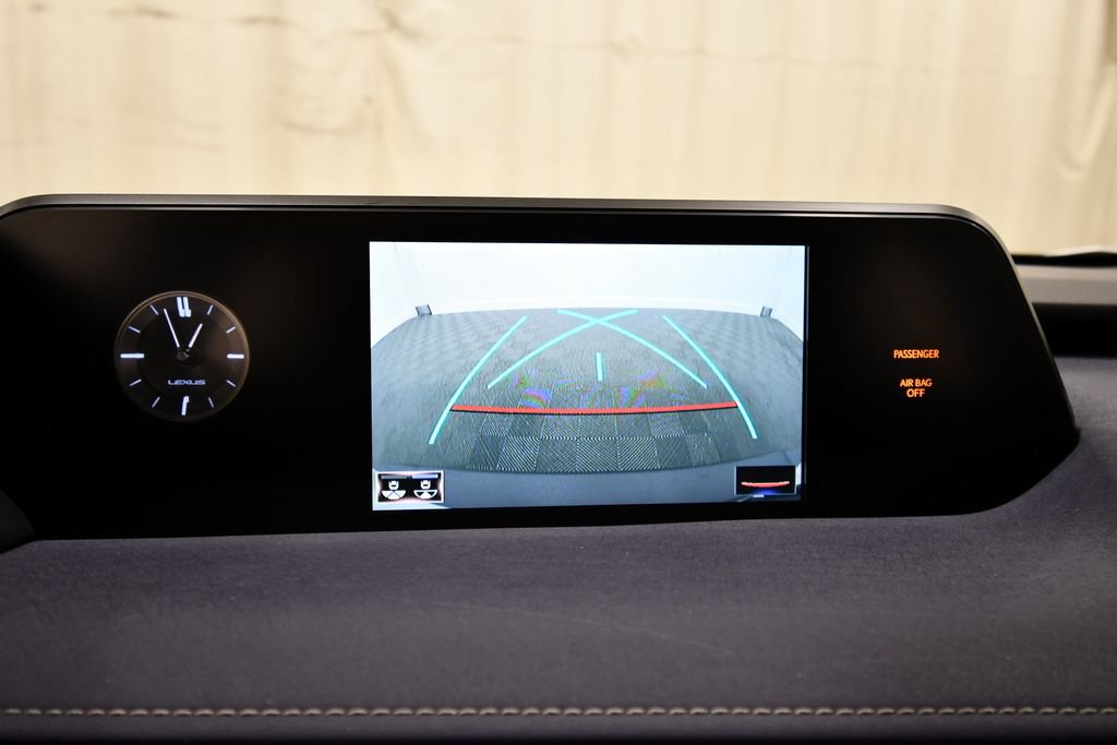 Used 2022 Lexus UX 250h w/ Premium Package AWD/4WD image 25