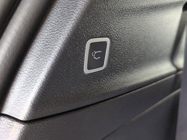 New 2026 Chrysler Pacifica Select image 36