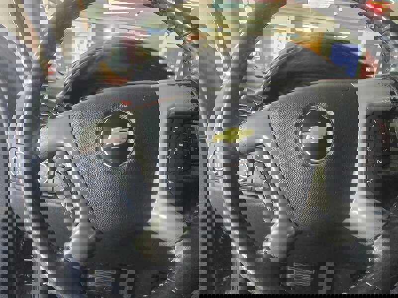 Used 2011 Chevrolet Avalanche LS image 20