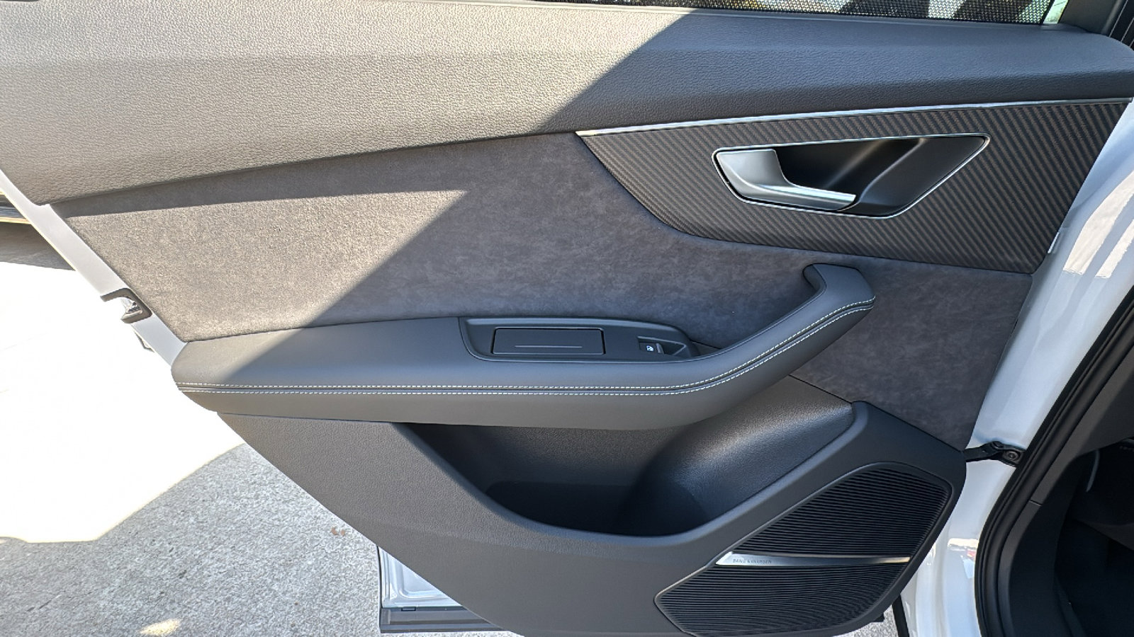 New 2026 Audi SQ7 Premium Plus image 16