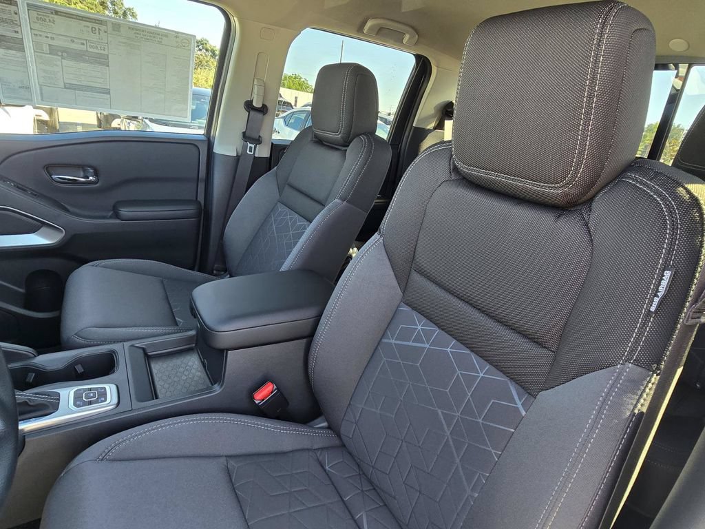 New 2026 Nissan Frontier SV w/ Tow Package AWD/4WD image 16