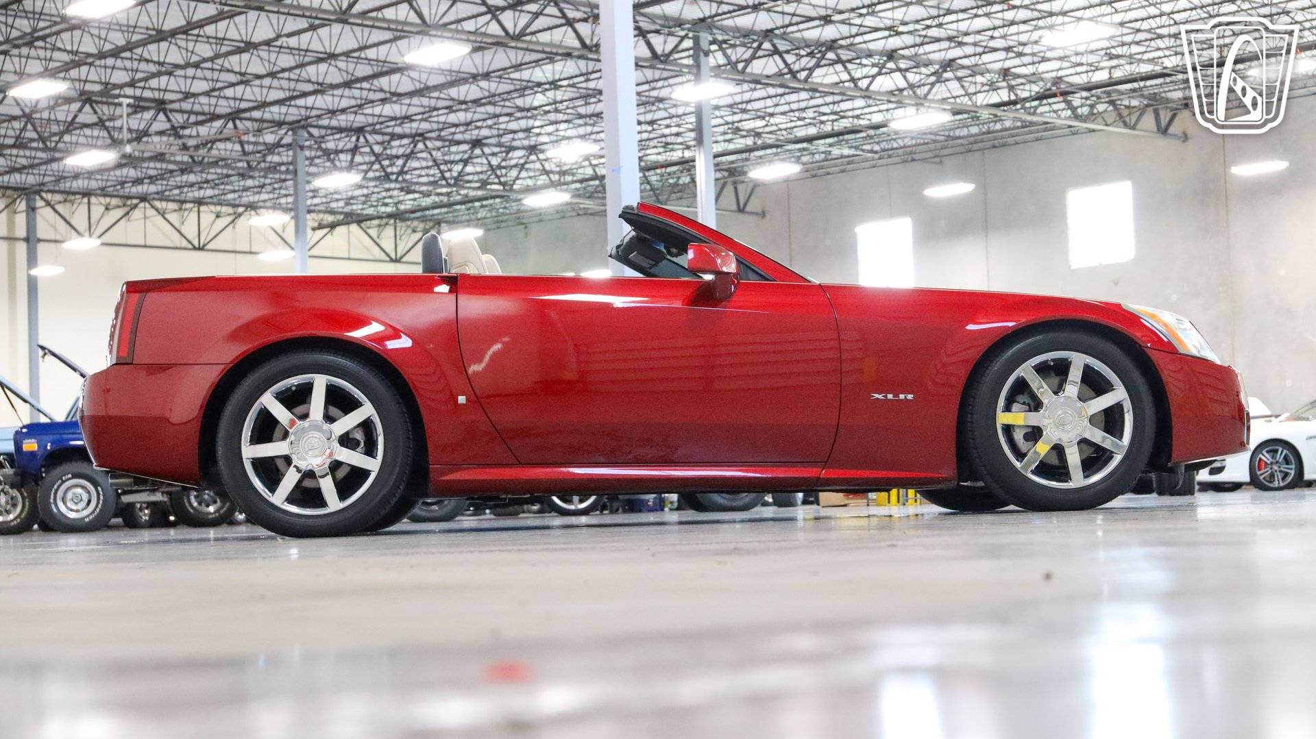 Used 2008 Cadillac XLR RWD image 6
