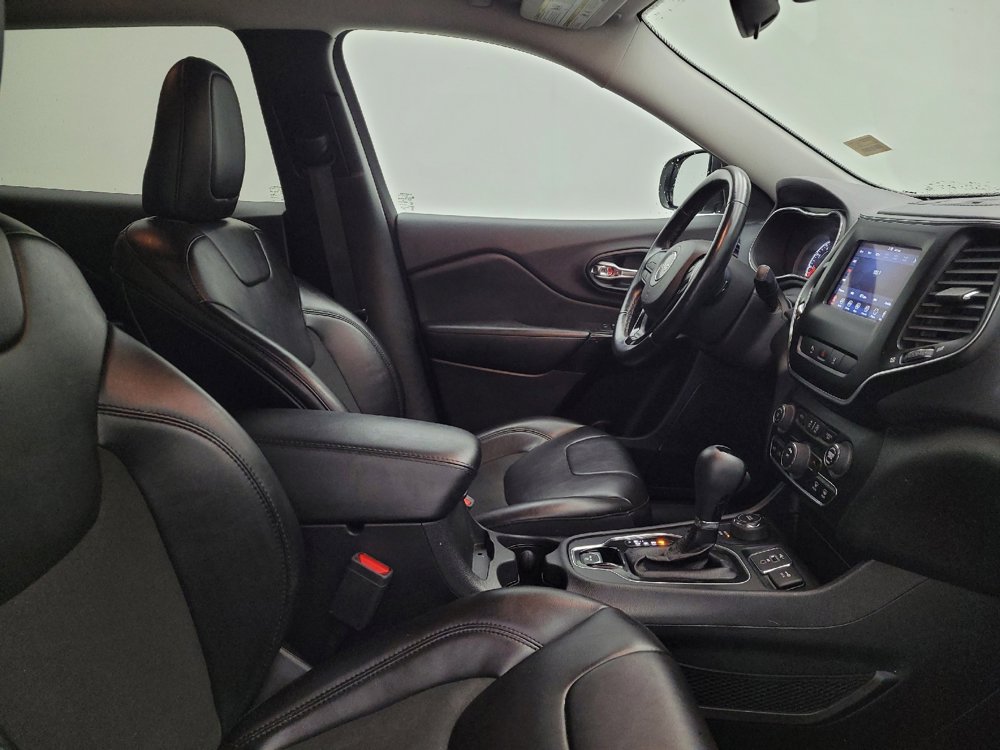 Used 2021 Jeep Cherokee Latitude Plus image 21