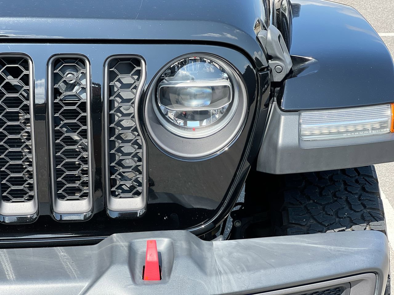 Used 2021 Jeep Gladiator Mojave AWD/4WD image 9