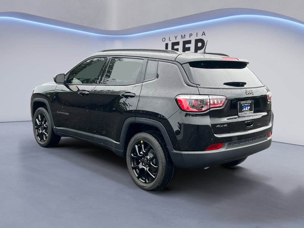 New 2026 Jeep Compass Latitude image 3