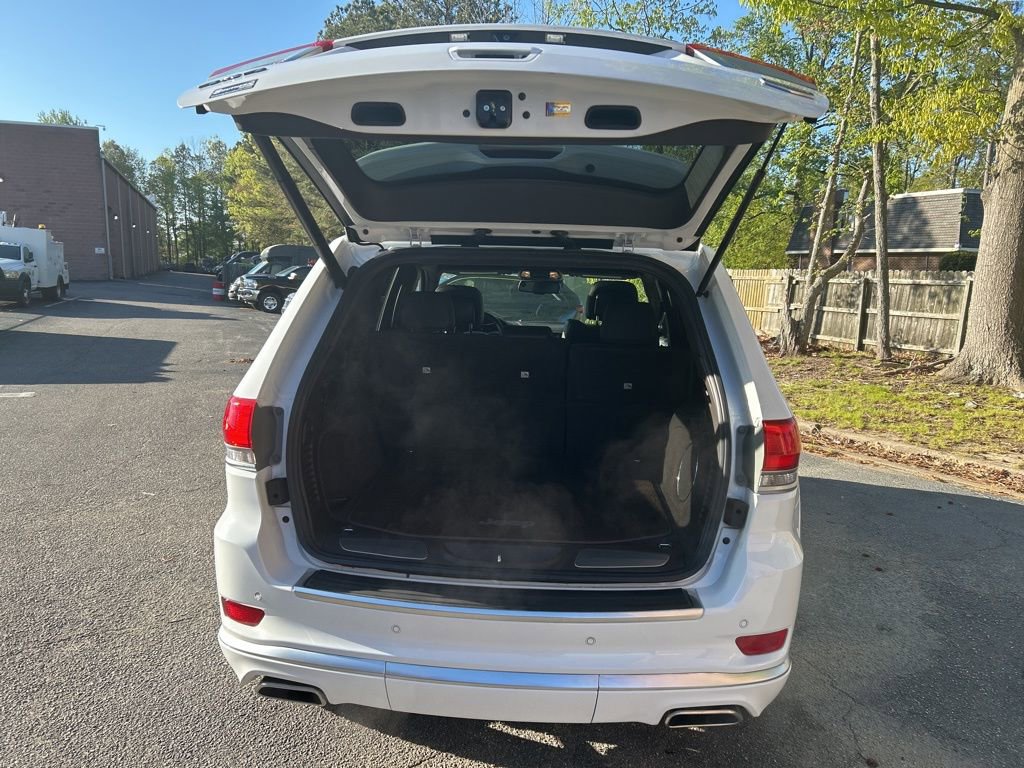 Used 2016 Jeep Grand Cherokee Summit w/ Platinum Series Group image 31