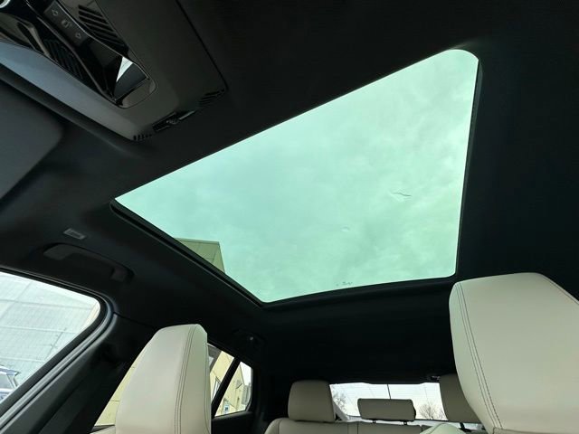 Certified 2025 BMW X2 xDrive28i image 24