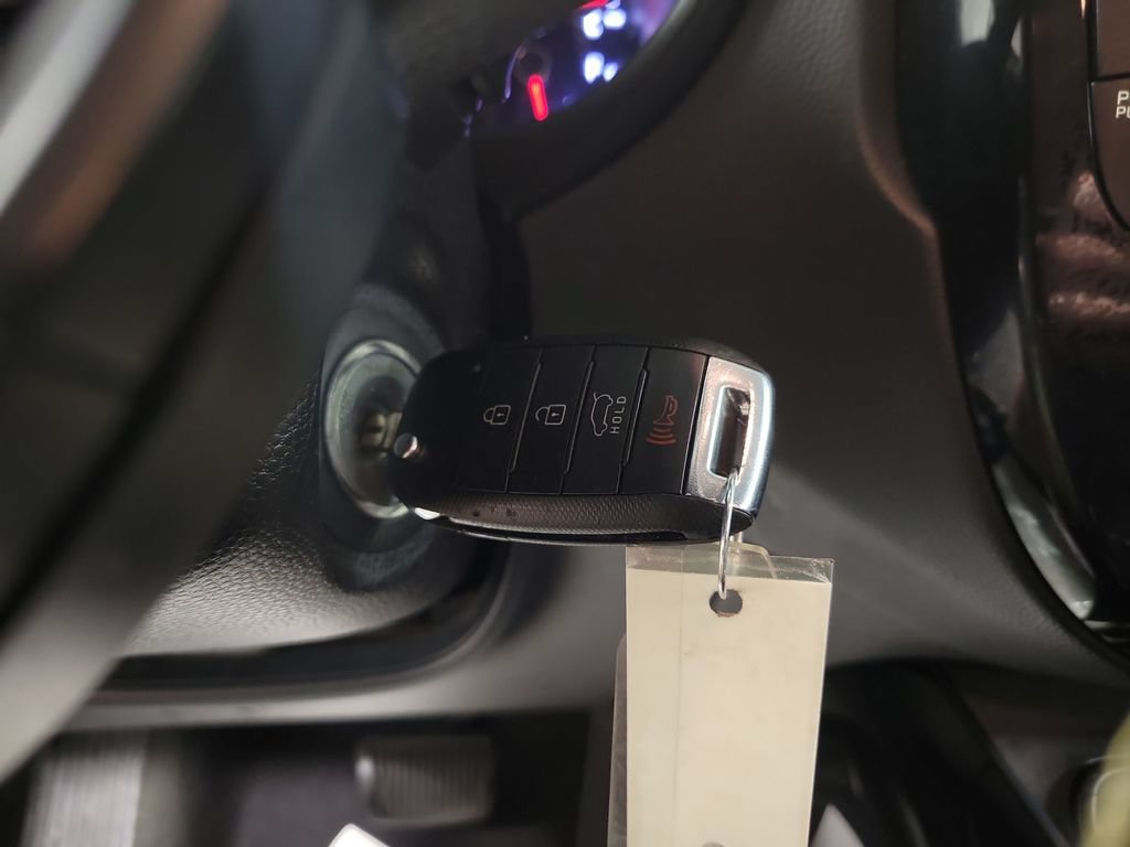 Used 2016 Kia Soul + w/ Audio Package FWD image 16