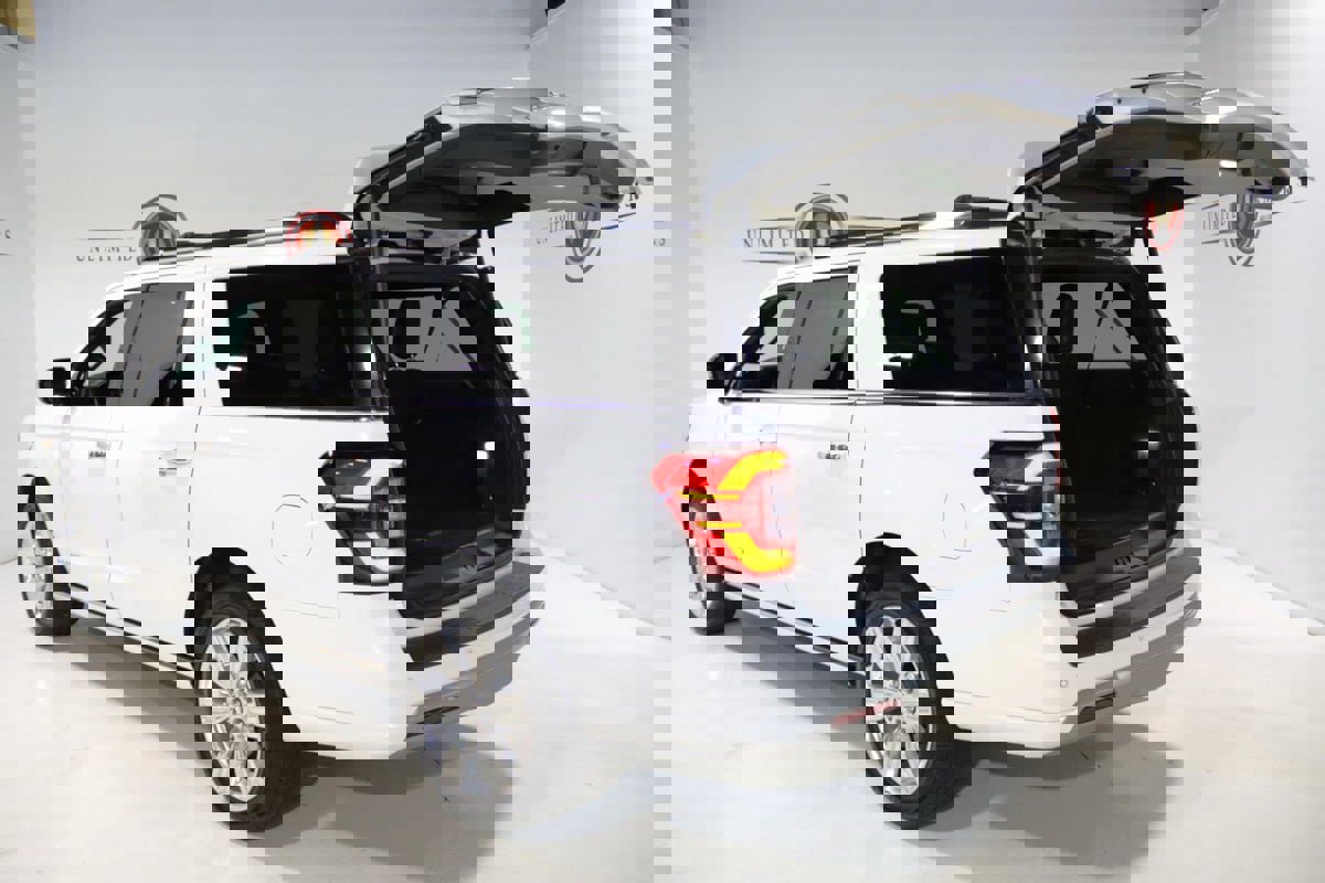 Used 2023 Ford Expedition Max Platinum AWD/4WD image 34