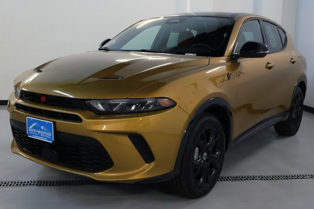 Used 2024 Dodge Hornet R/T Plus w/ R/T Blacktop Package AWD/4WD image 3