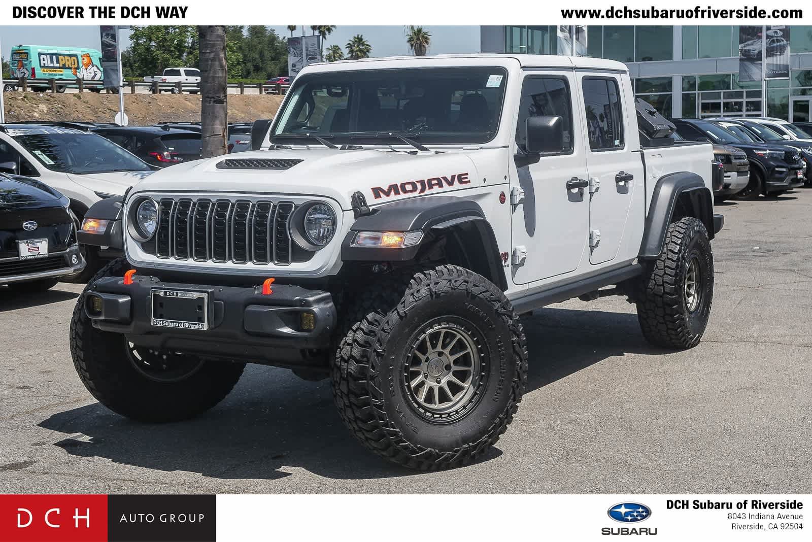 Used 2023 Jeep Gladiator Mojave AWD/4WD image 1