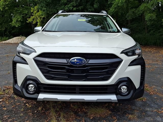Certified 2023 Subaru Outback Touring AWD/4WD image 2