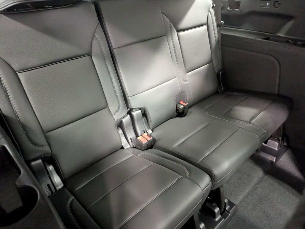 Used 2026 GMC Yukon XL Denali w/ Sun & Power Step Package AWD/4WD image 27