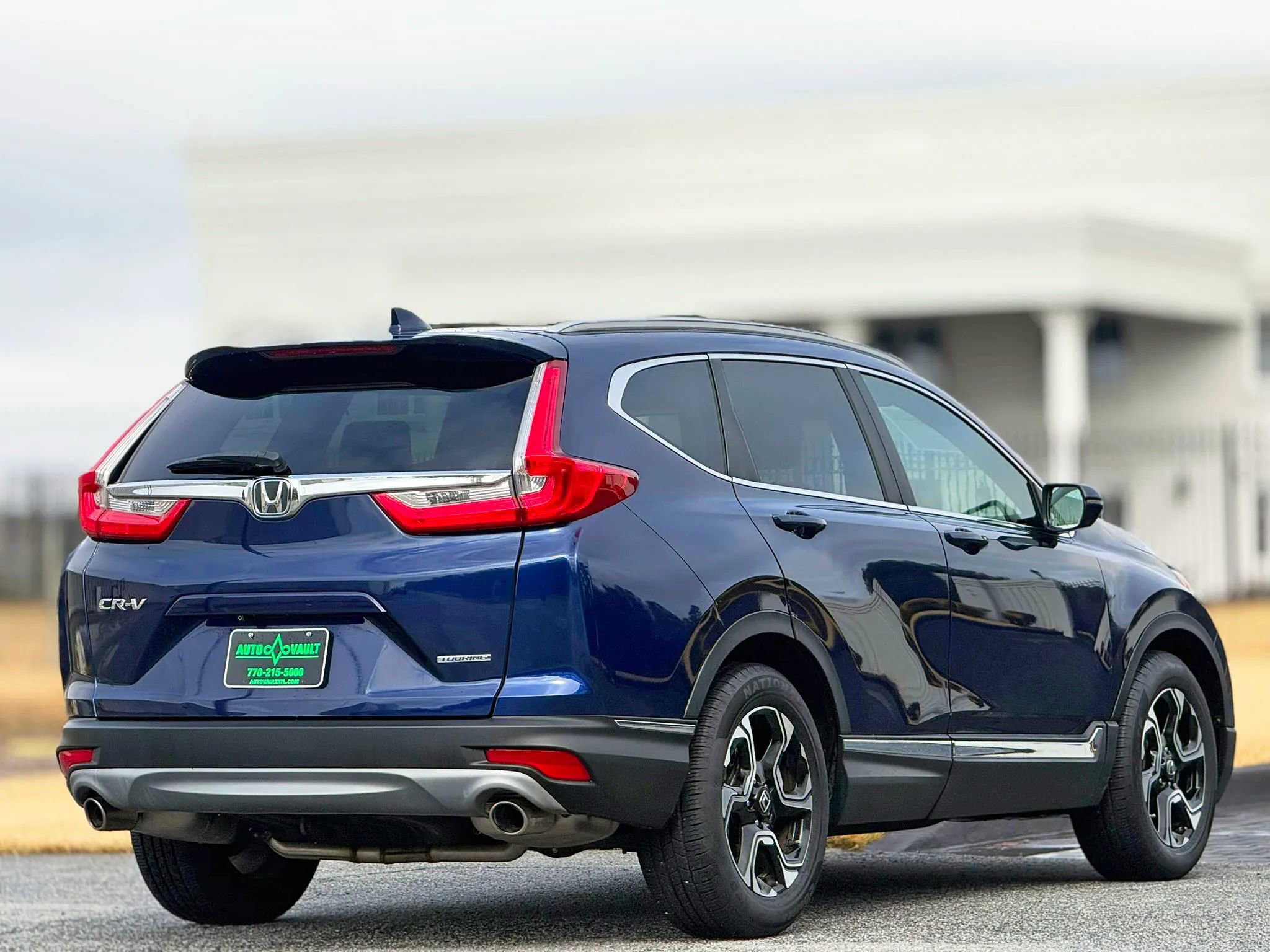 Used 2018 Honda CR-V Touring image 12