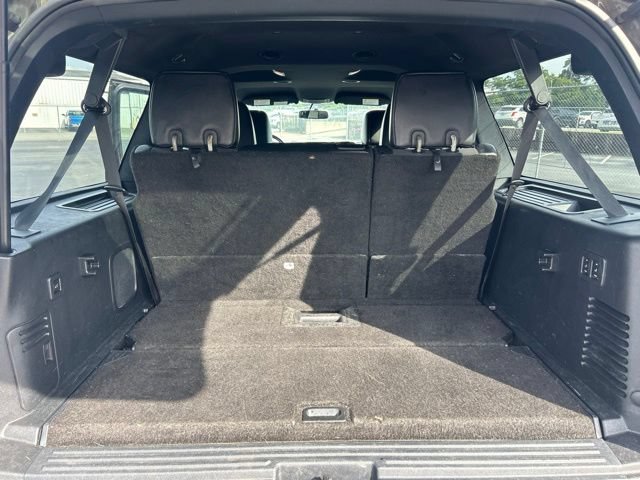 Used 2015 Ford Expedition EL XLT w/ Equipment Group 202A RWD image 18