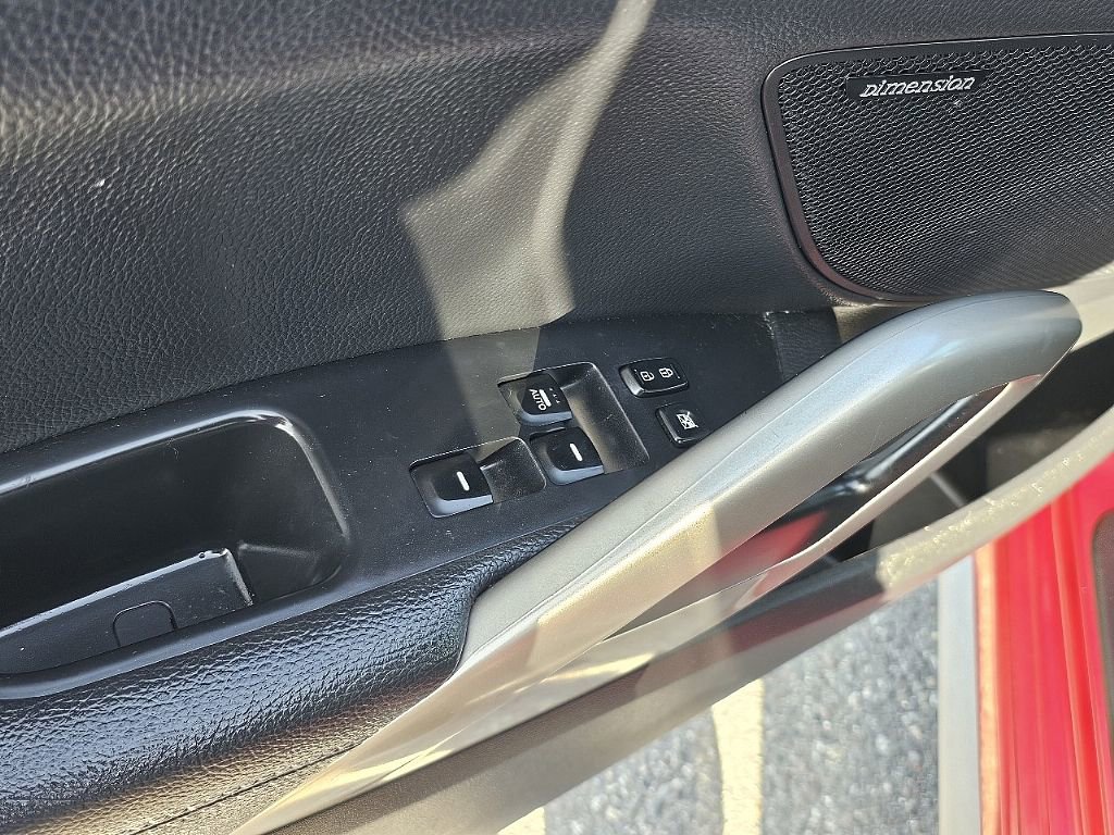 Used 2016 Hyundai Veloster Turbo image 25