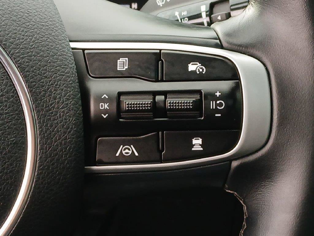 Used 2025 Kia K5 GT-Line w/ GT-Line Premium Package AWD/4WD image 11