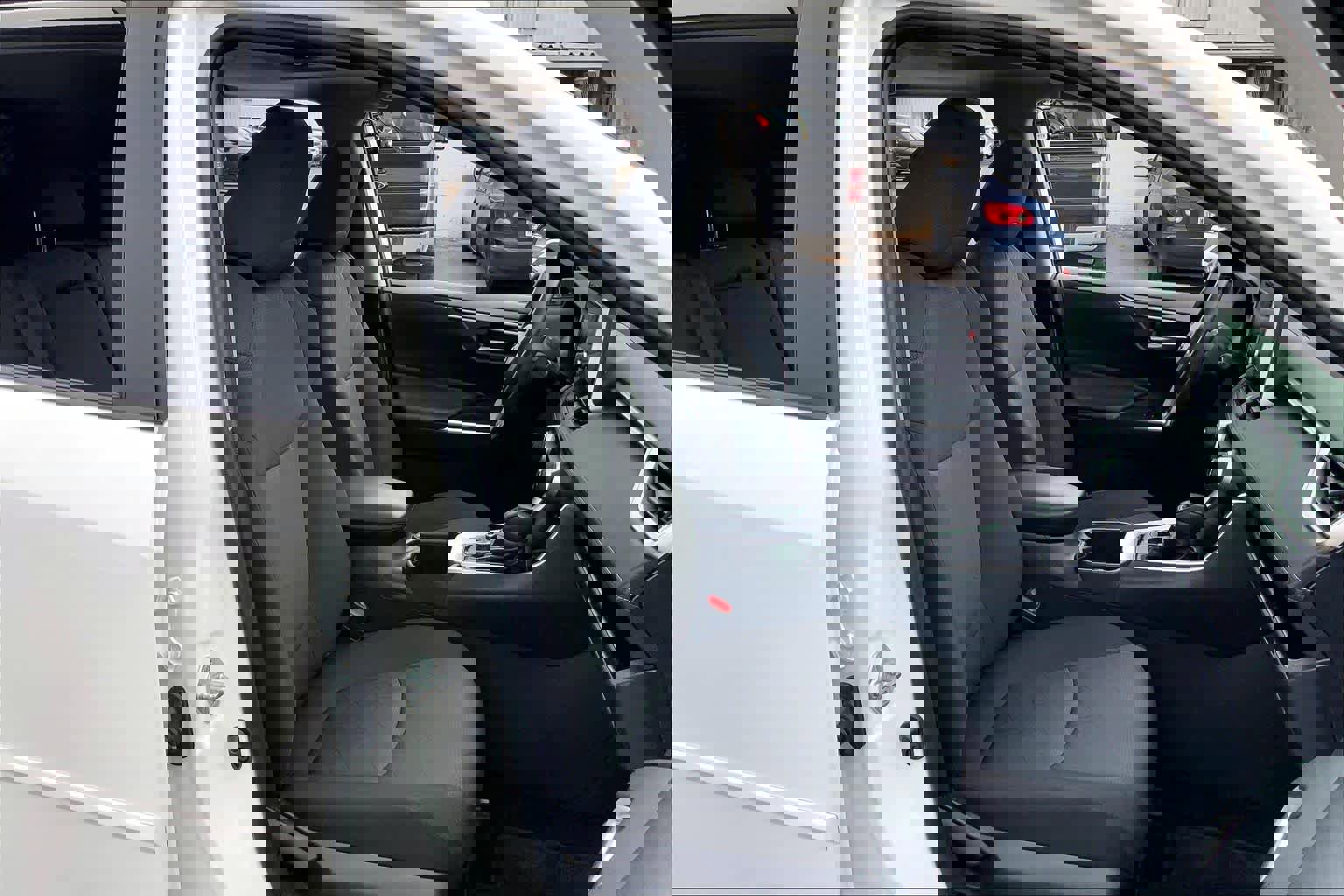 Used 2024 Toyota RAV4 XLE image 8