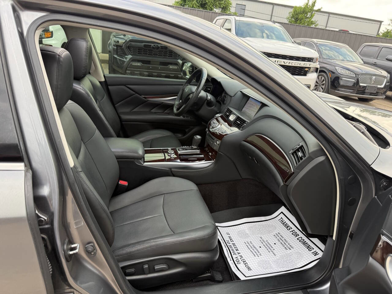 Used 2015 INFINITI Q70 3.7 RWD image 10