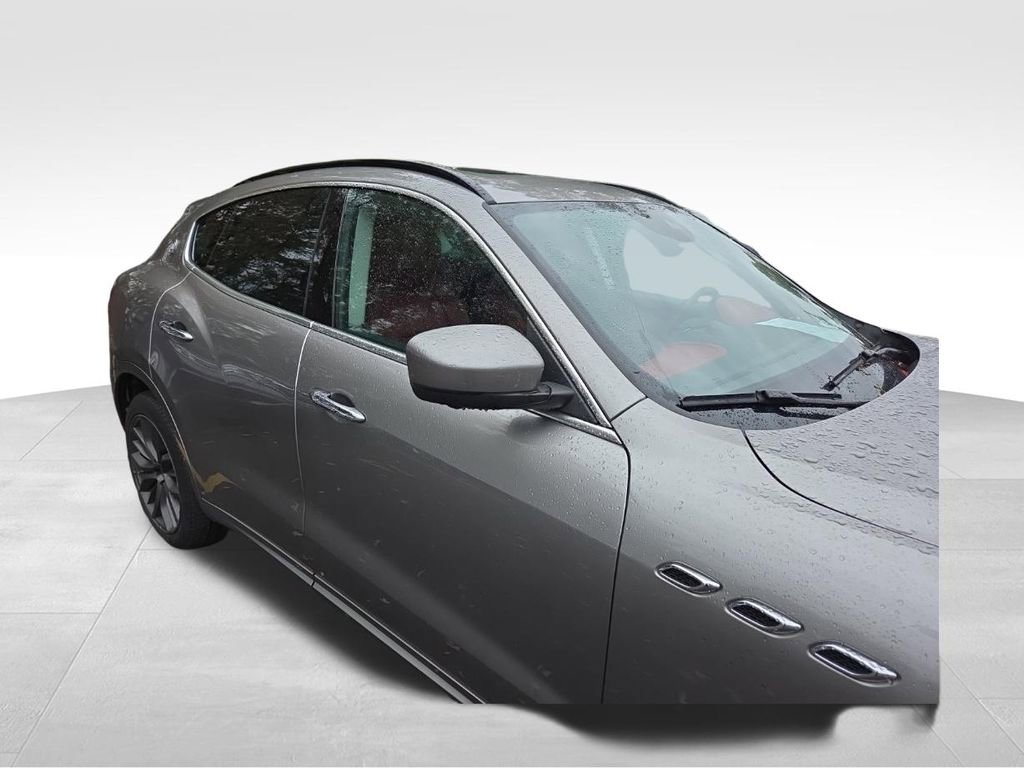 Used 2018 Maserati Levante S GranSport image 3