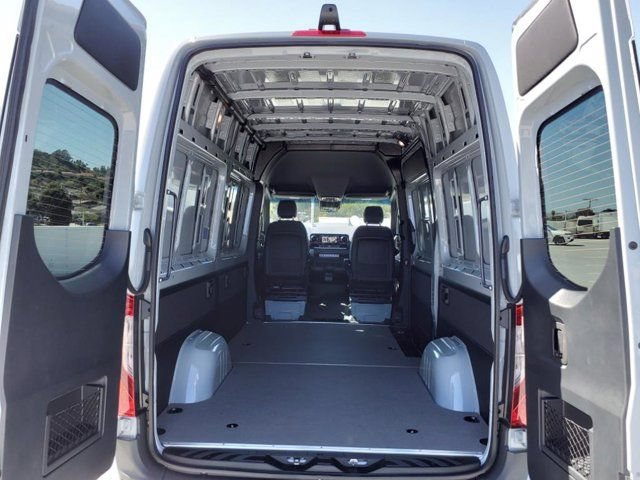 New 2024 Mercedes-Benz Sprinter 2500 image 7