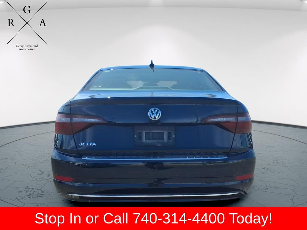 Used 2020 Volkswagen Jetta SE w/ SE Cold Weather Package FWD image 6