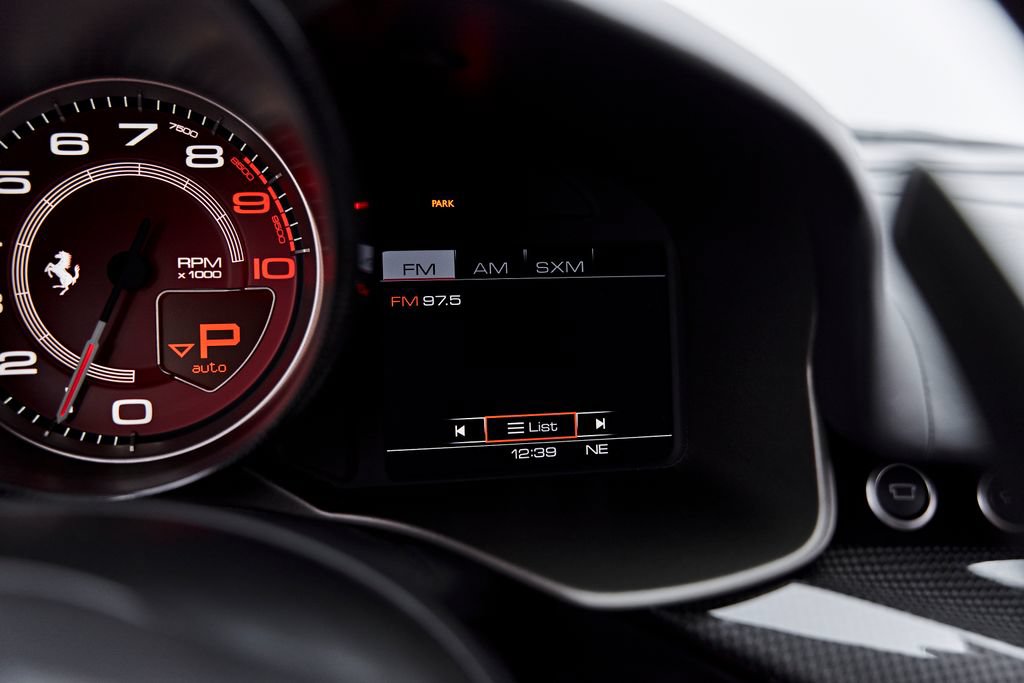 Used 2016 Ferrari F12 Berlinetta RWD image 88