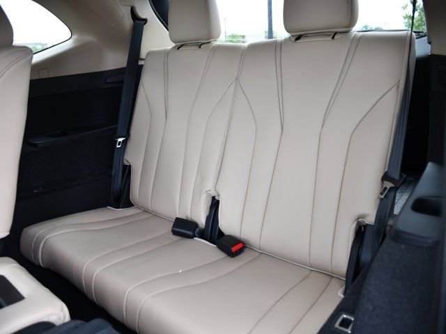 Used 2023 Acura MDX SH-AWD image 16