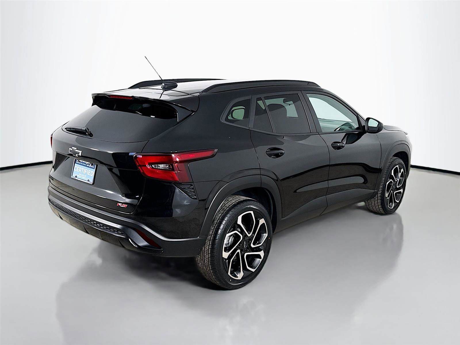 Used 2024 Chevrolet Trax RS w/ Driver Confidence Package image 7