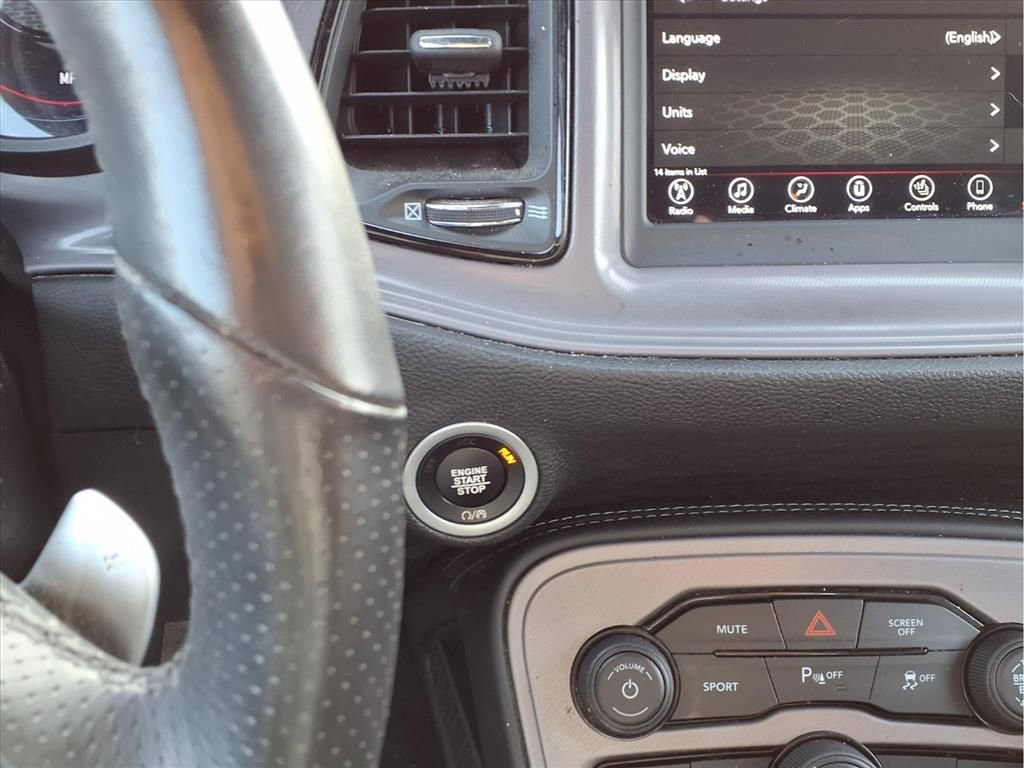 Used 2023 Dodge Challenger R/T w/ Blacktop Package image 9