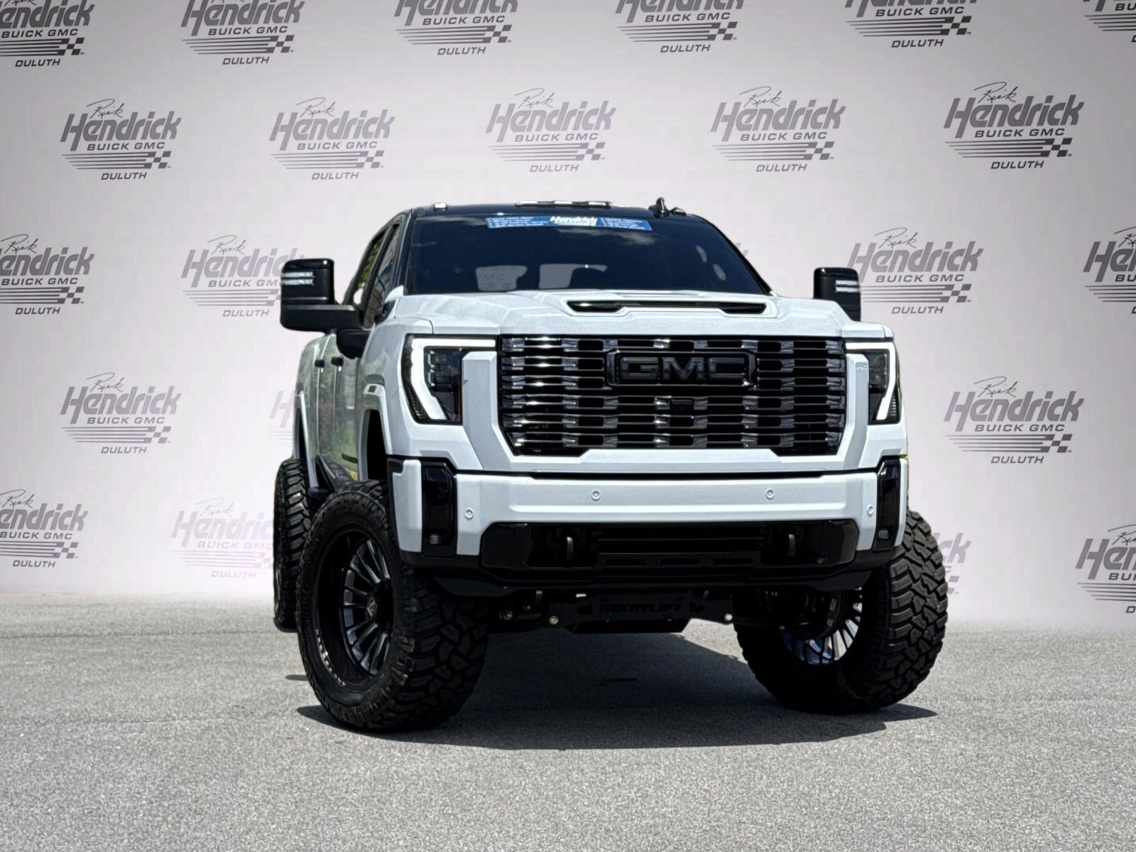 Used 2026 GMC Sierra 2500 Denali Ultimate w/ Max Trailering Package AWD/4WD video 2