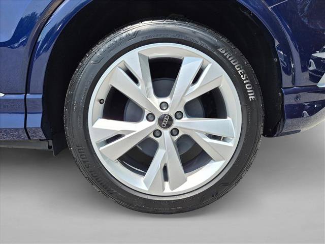 Certified 2023 Audi Q4 e-tron Premium Plus w/ Premium Plus AWD/4WD image 26