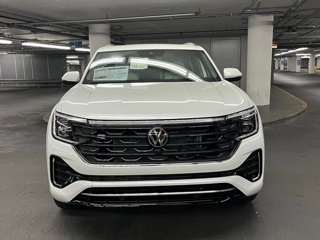 New 2026 Volkswagen Atlas Cross Sport SEL Premium R-Line image 32