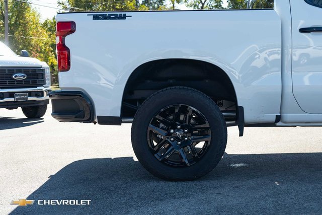 Used 2025 Chevrolet Silverado 1500 LT Trail Boss w/ Dark Appearance Package image 6