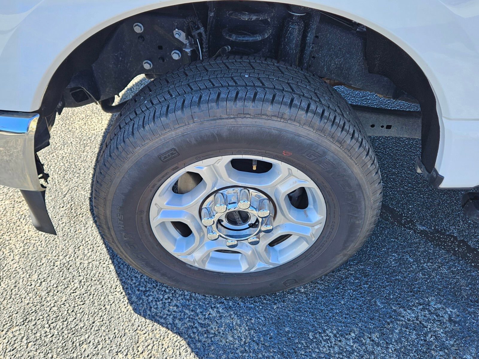 Used 2025 Ford F250 XLT image 16