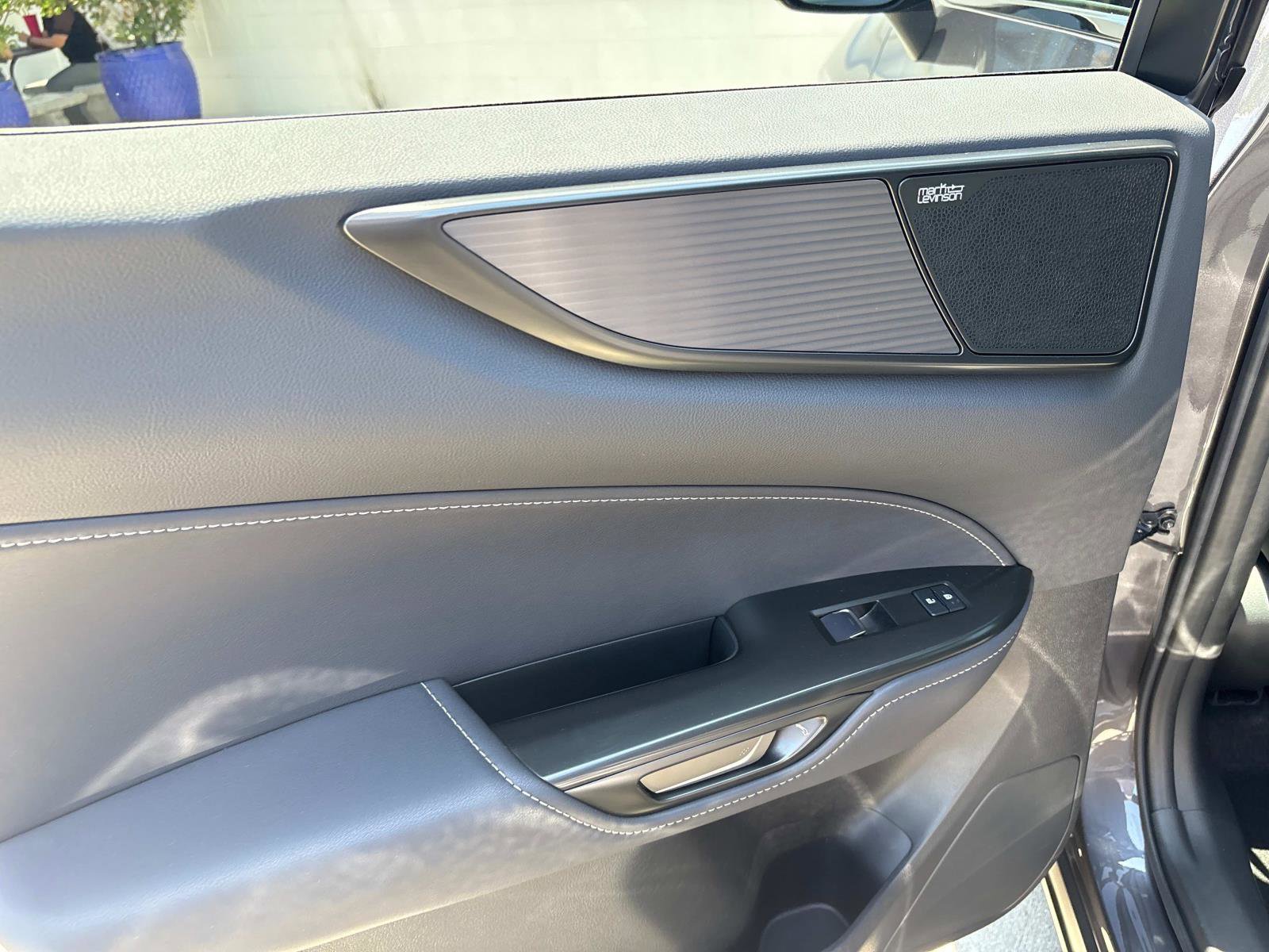 Used 2024 BMW 330i xDrive Sedan w/ Premium Package image 11