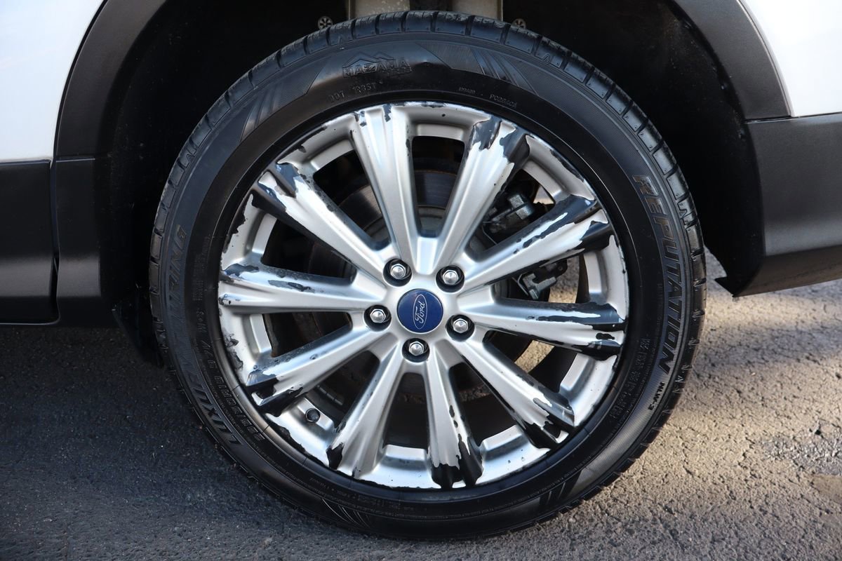 Used 2017 Ford Escape Titanium image 42